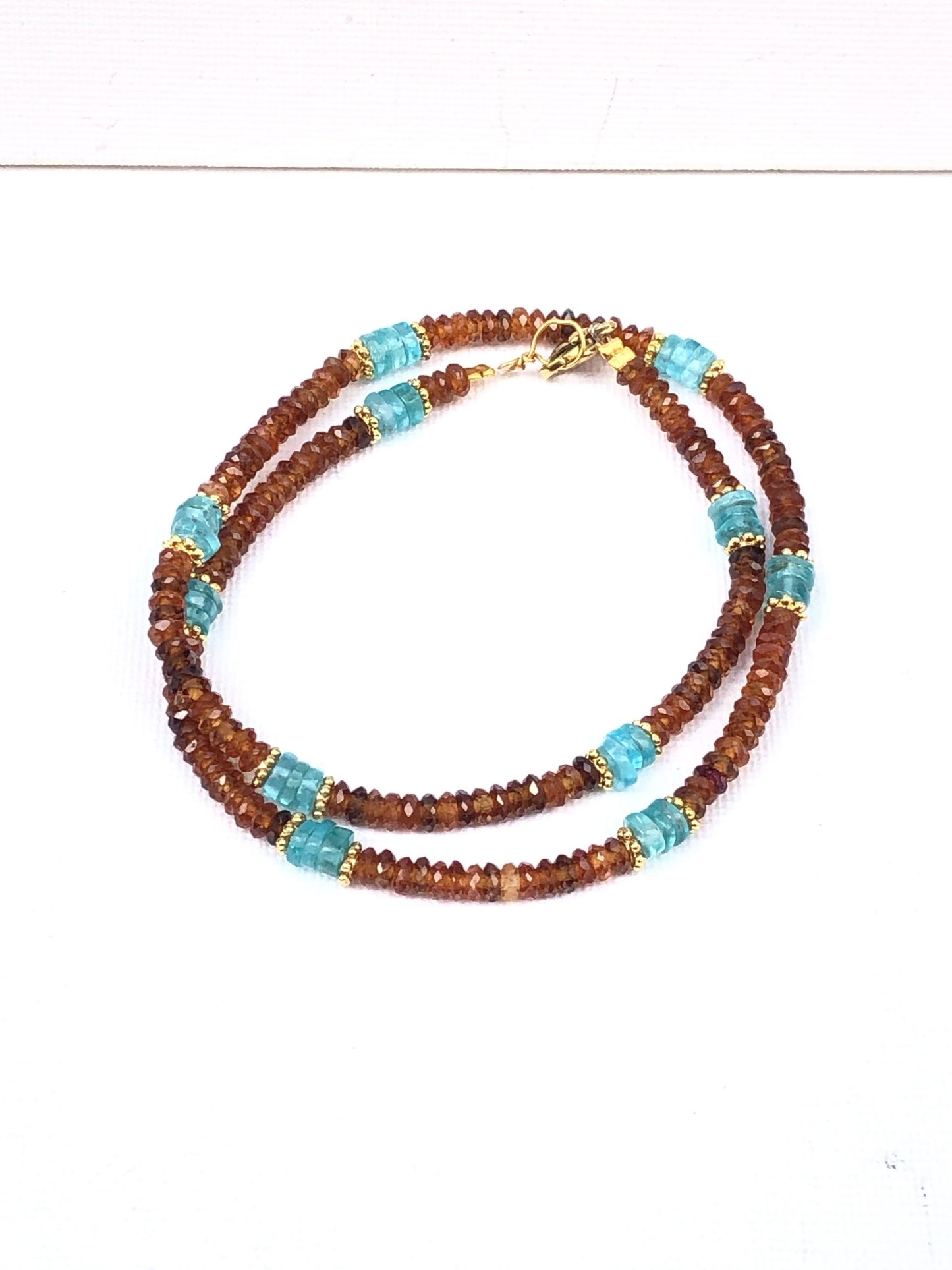 Bracelet double en grénat hessonite et apatite