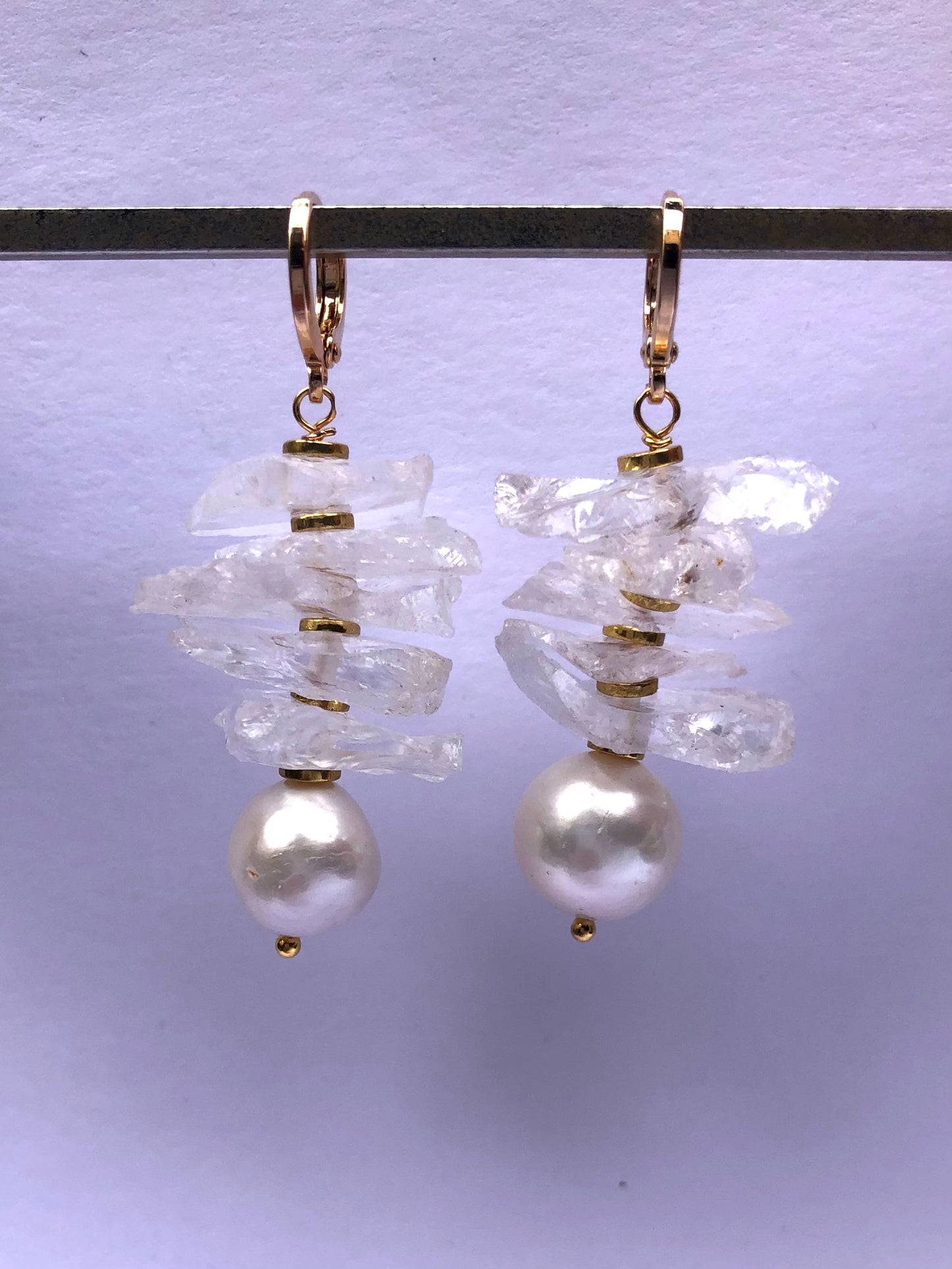 Crispy - grandes boucles d'oreilles en perles de culture et cristal de roche