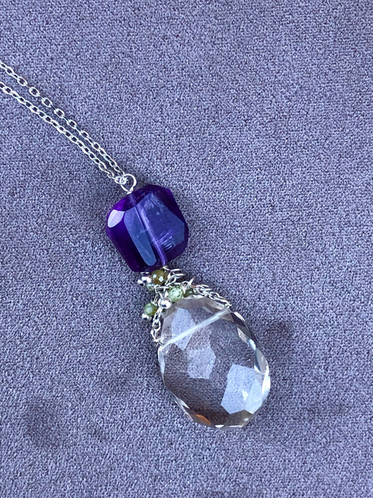 Bouden - beau pendentif en cristal de roche et améthyste